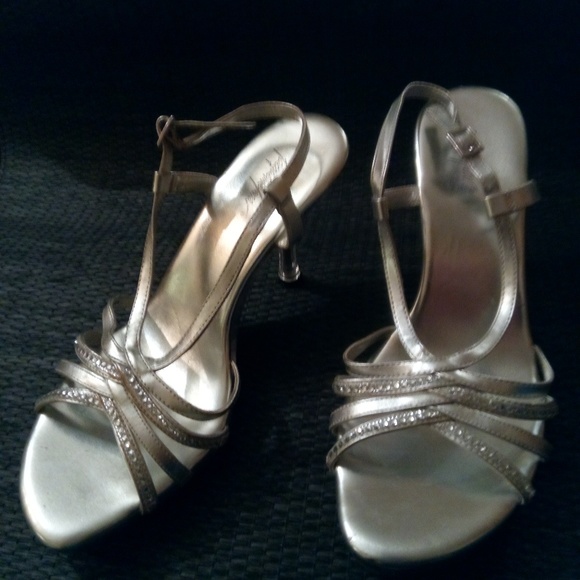 Jacqueline Ferrar Melinda 8.5 Clear Heeled Platform Silver Rhinestone Studded - Picture 2 of 9